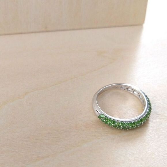 Chrome Diopside Half Band Ring - Picture 4 of 12